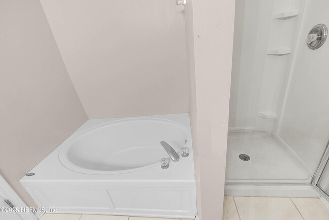 Building Photo - 12301 Kernan Forest Blvd