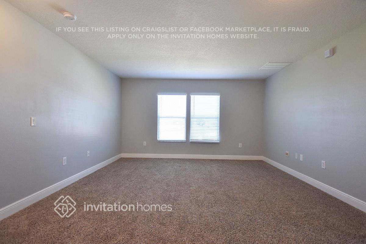 Building Photo - 3337 Whistling Trail