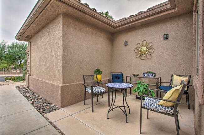 Building Photo - 17824 N Stone Haven Dr