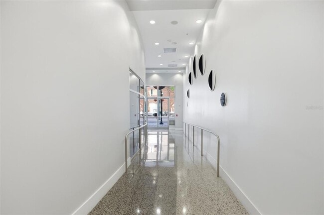 Building Photo - 155 S Court Ave