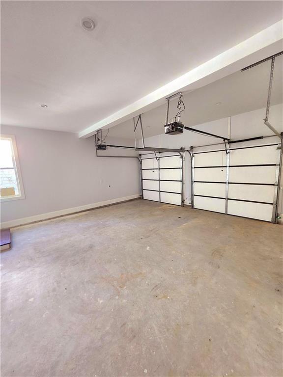 Building Photo - 1112 Shepherds Ln NE