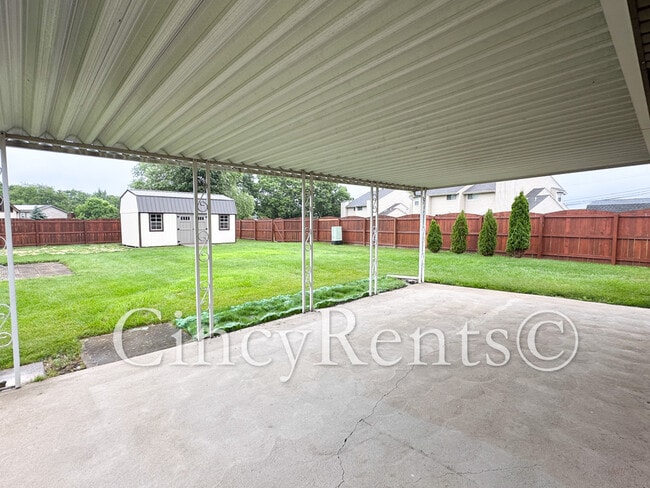 Building Photo - 7436 Wyandot Ln