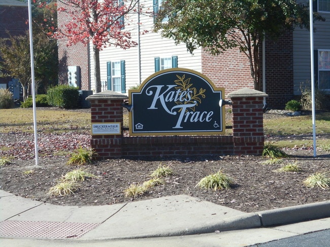 Building Photo - Kates Trace Apts