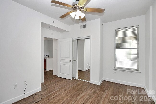 Building Photo - 1315 East Blvd