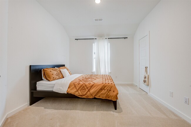 Building Photo - 4606 Wax Myrtle Ct