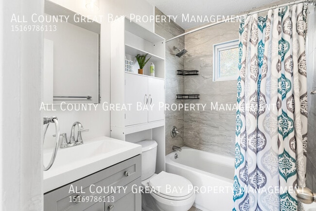 Building Photo - 921 Church St