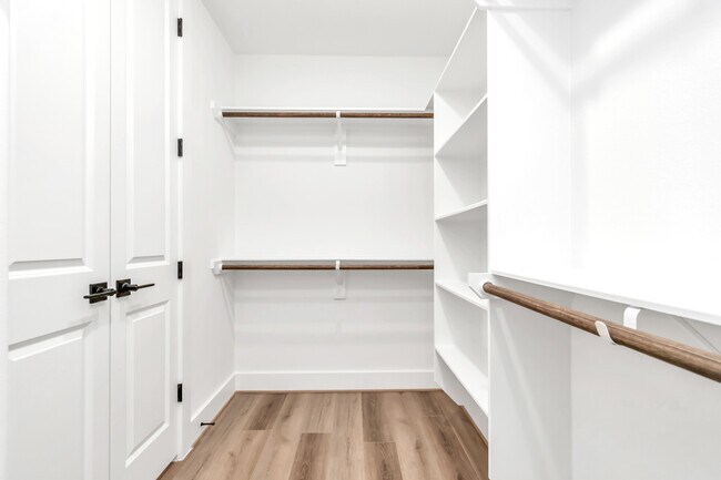 Building Photo - 3613 Rosalie St