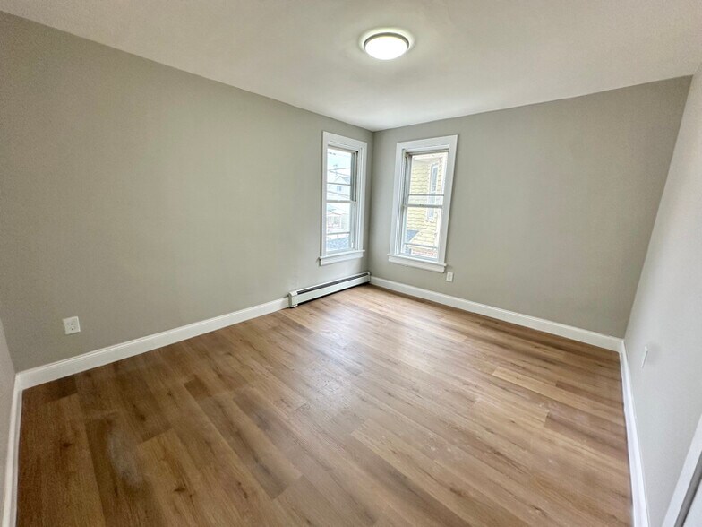 Building Photo - 129 Lafayette Ave