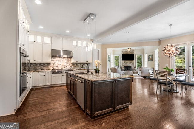 Building Photo - 6552 Long Acres Dr