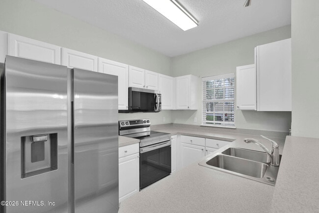 Building Photo - 1745 Forest Lake Cir W