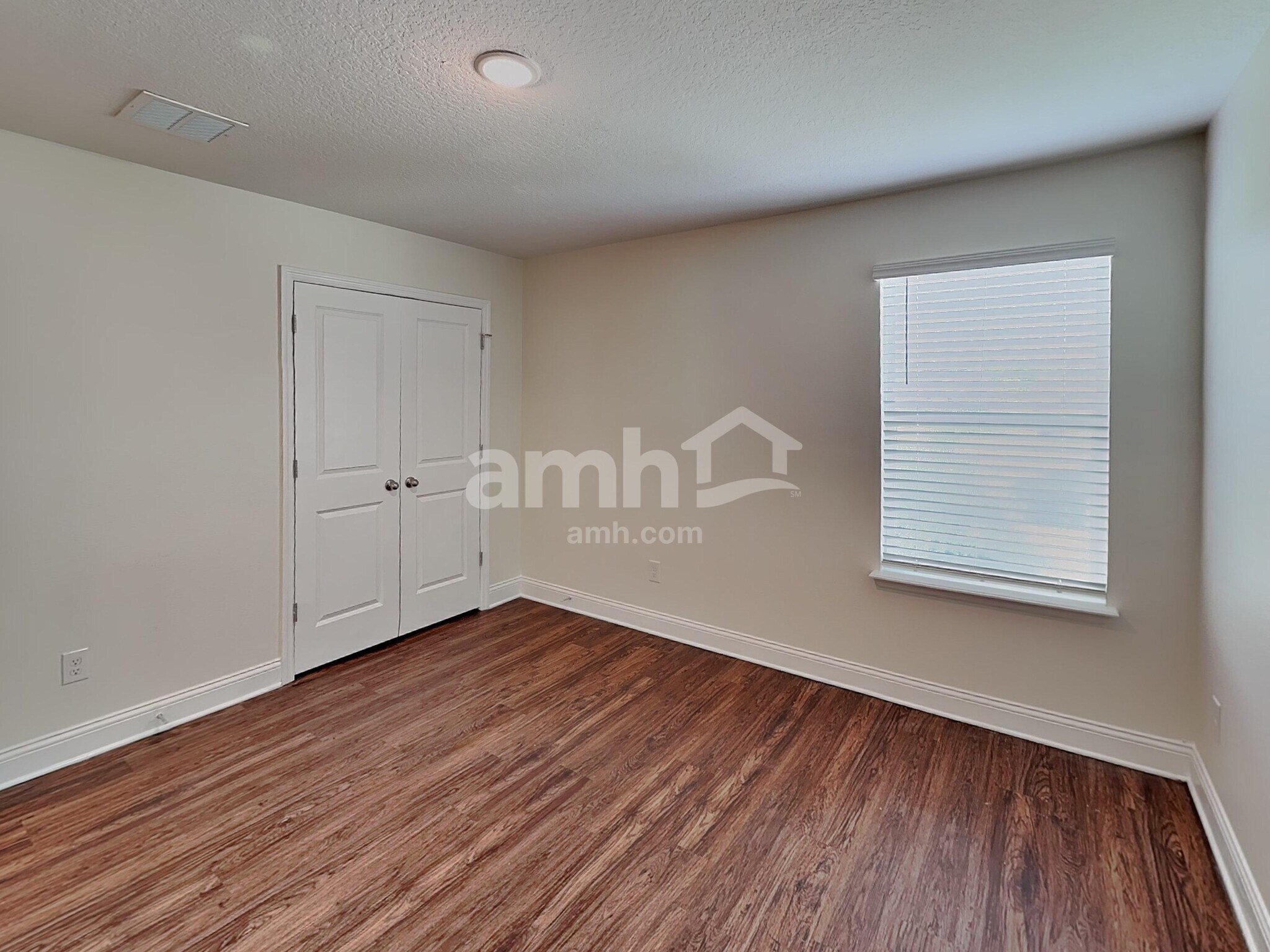 Building Photo - 6065 Little Blf Cir