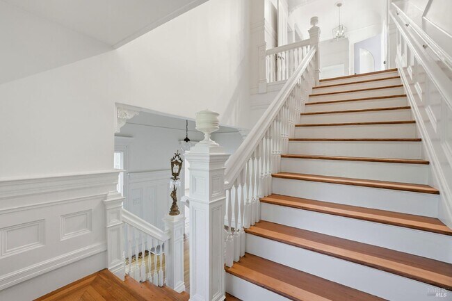 Building Photo - 172 Bella Vista Ave