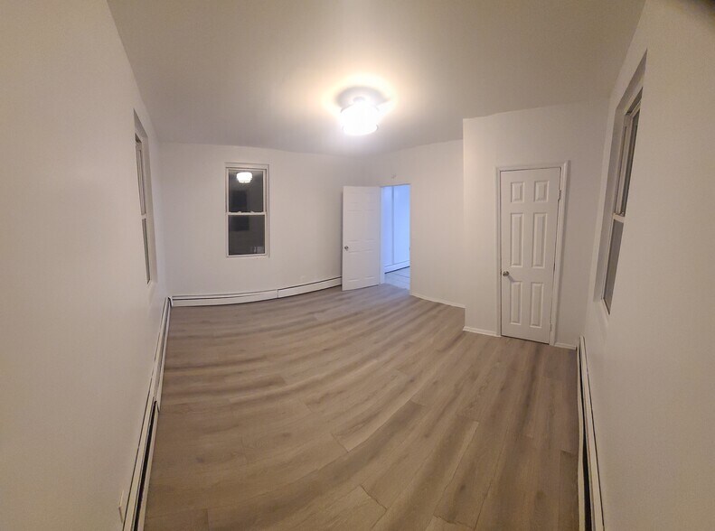 bedroom 2 - 79 Davidson St