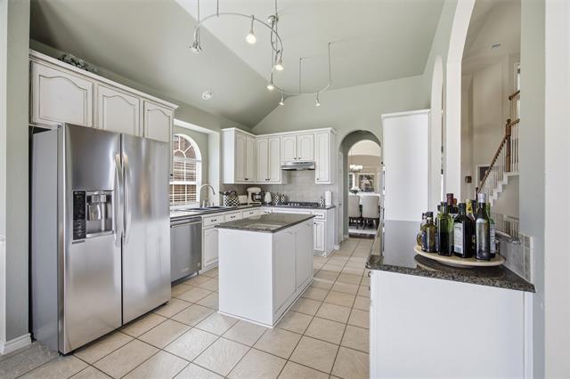 Building Photo - 607 Hilltop Dr