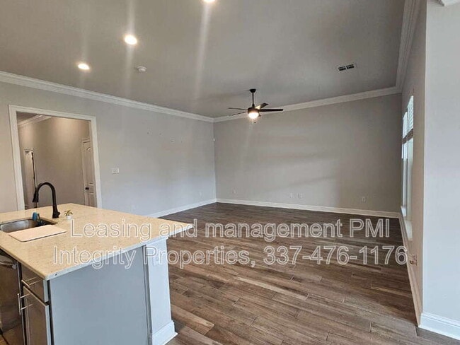 Building Photo - 26063 Purdy Ave