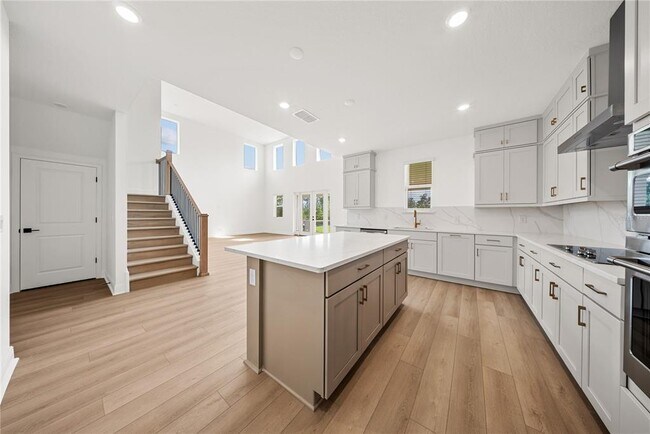 Building Photo - 12890 Eureka Lemon Dr