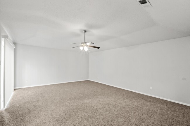 Building Photo - 2922 Hunters Glen Dr