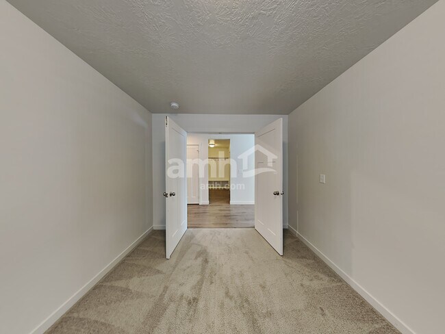 Building Photo - 16903 Bethany Ave