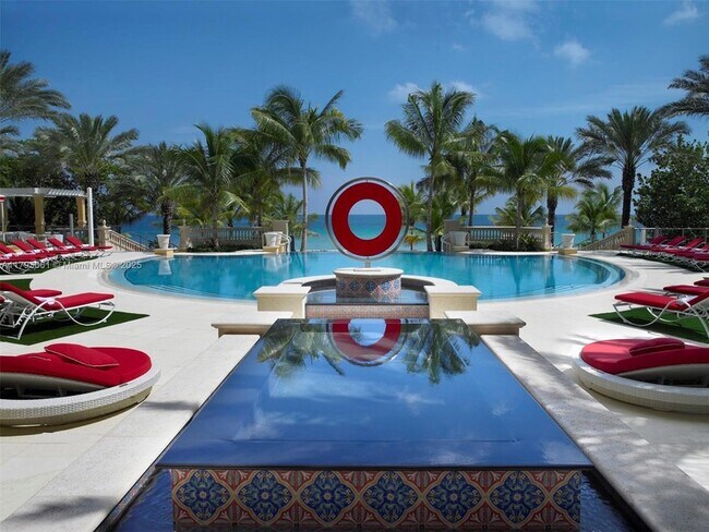 Building Photo - 17749 Collins Ave