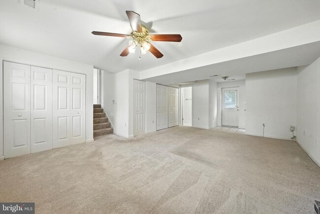Building Photo - 18202 Macrae Ct
