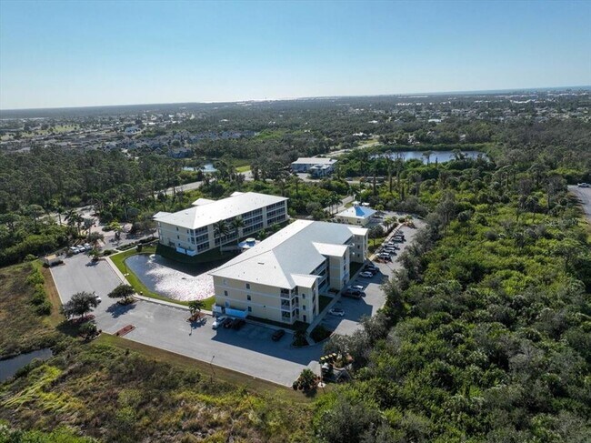 Building Photo - 102 NATURES Way