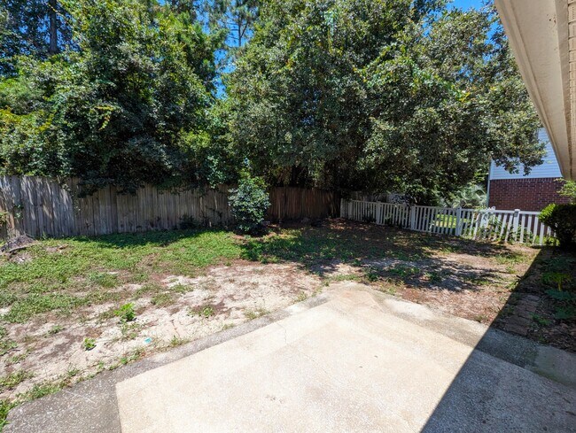 Building Photo - 1020 Freeport Ct