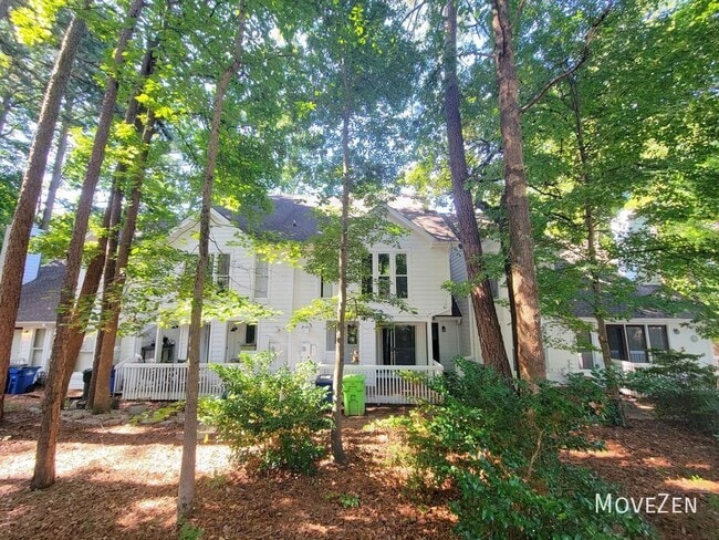 Building Photo - 3813 Carnegie Ln