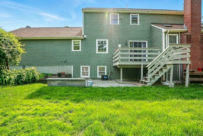 Building Photo - 43 Trowbridge Ln