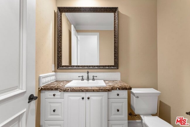 Building Photo - 7391 W Coastal View Dr