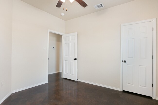 Building Photo - New Braunfels~ Beautiful Luxury 3 Bdrm~Stained Concrete Floors Throughout