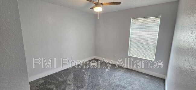 Building Photo - 2517 Davenport Cir