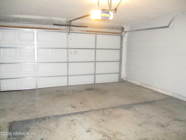 Building Photo - 738 N 5th St