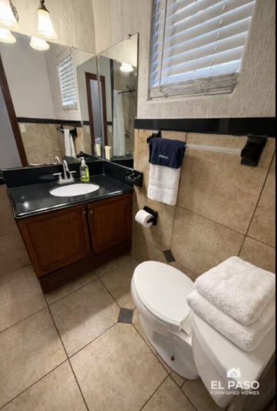 Building Photo - 1014 Brown St