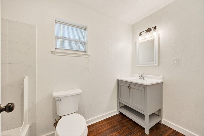 Building Photo - 6603 Conley St