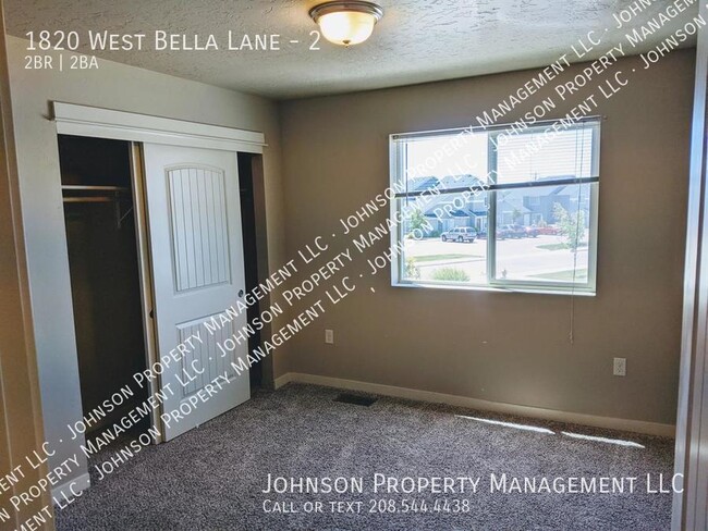 Building Photo - Comfortable Living at the Bella Commons Ap...