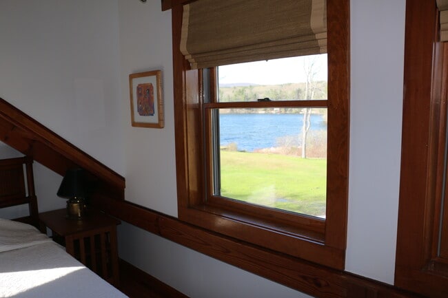 Building Photo - 104 Underwood Rd