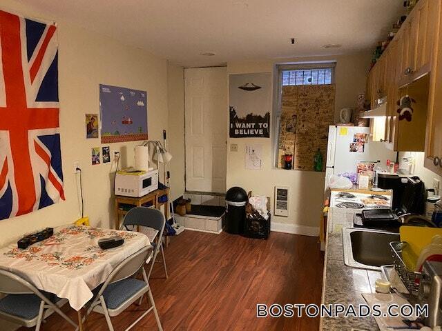 Building Photo - 38 Hemenway St