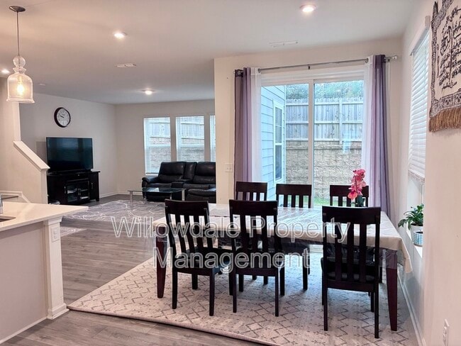 Building Photo - 1405 Chipping Dr