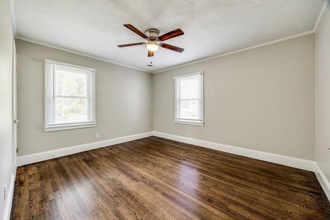 Building Photo - Super cute, 3 bedroom 1 bath in Chester!