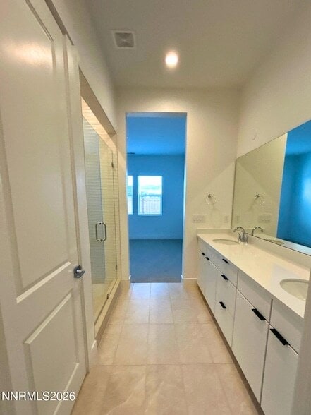 Building Photo - 7328 Oakmont Ln