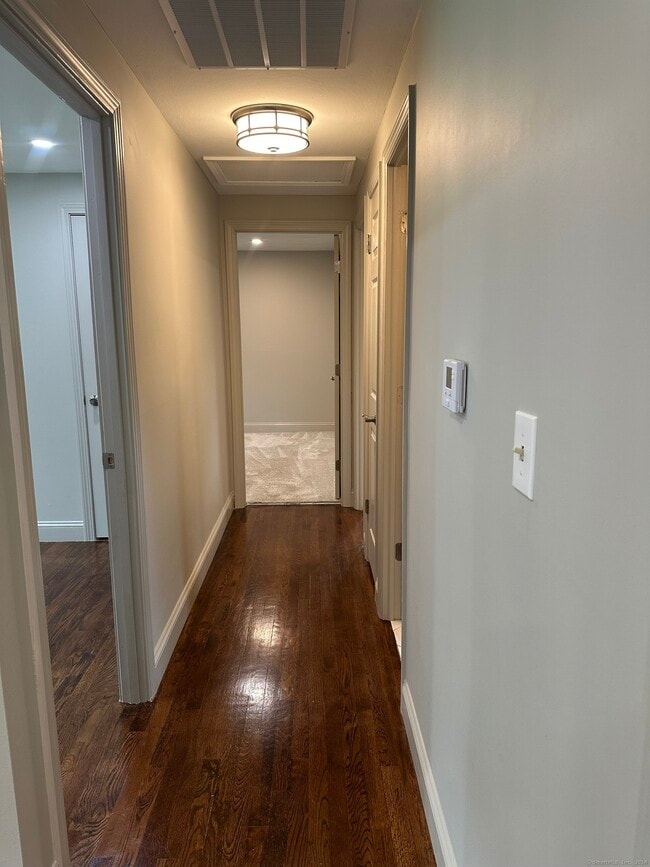 Building Photo - 30 Wiltan Dr