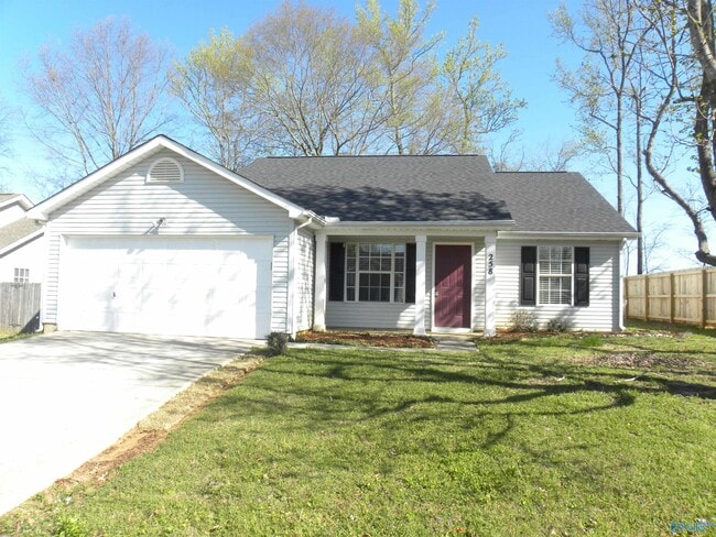 Primary Photo - 258 Mountain Creek Dr