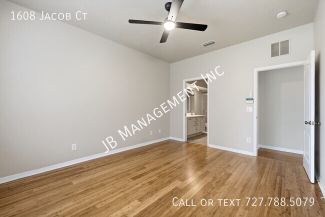 Building Photo - 1608 Jacob Ct