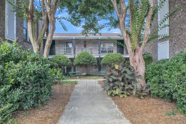 Building Photo - 874 S Colony Dr