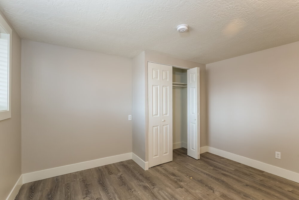 Building Photo - 6873 S 3235 W