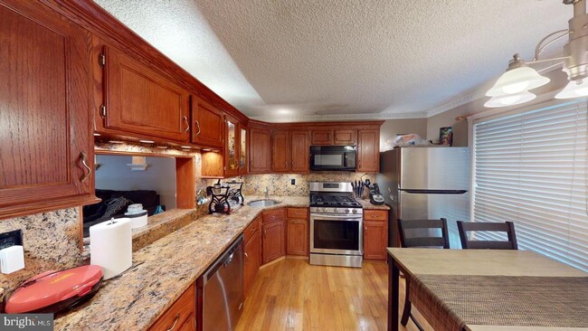 Building Photo - 3 Fillmore Pl