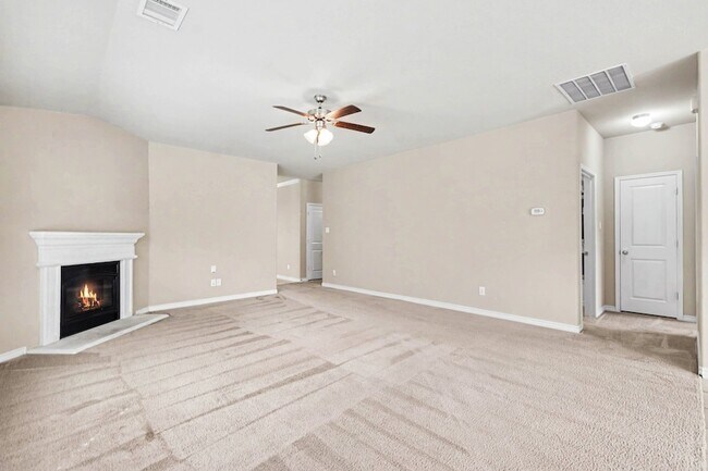Building Photo - 1412 Villa Paloma Blvd