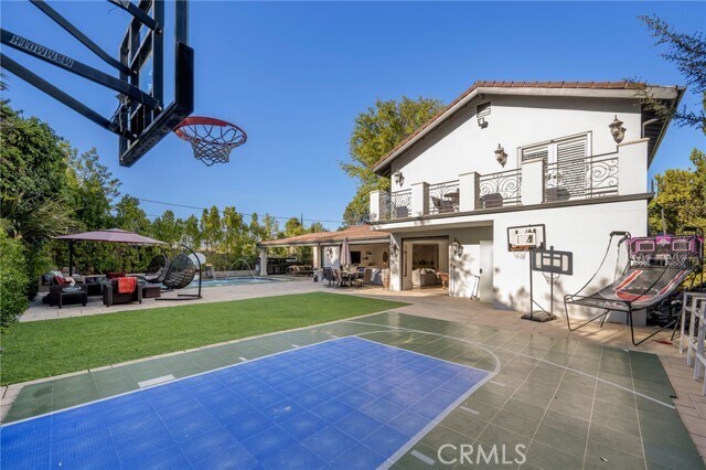 Building Photo - 3677 Eddingham Ave