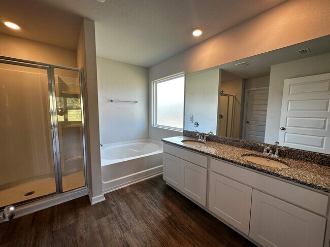 Building Photo - 24525 Alamitos Trace Dr