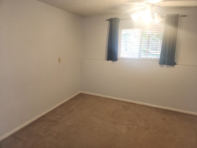 Building Photo - 5065 Filarees Cir
